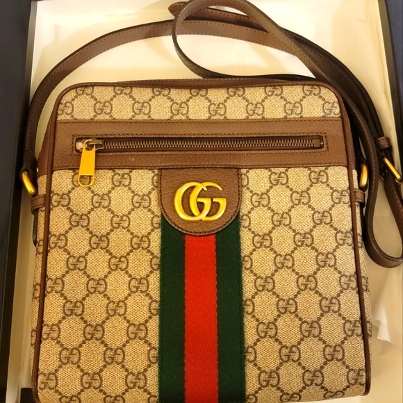 Gucci Ophidia Medium Shoulder Bag - Picture 1 of 8